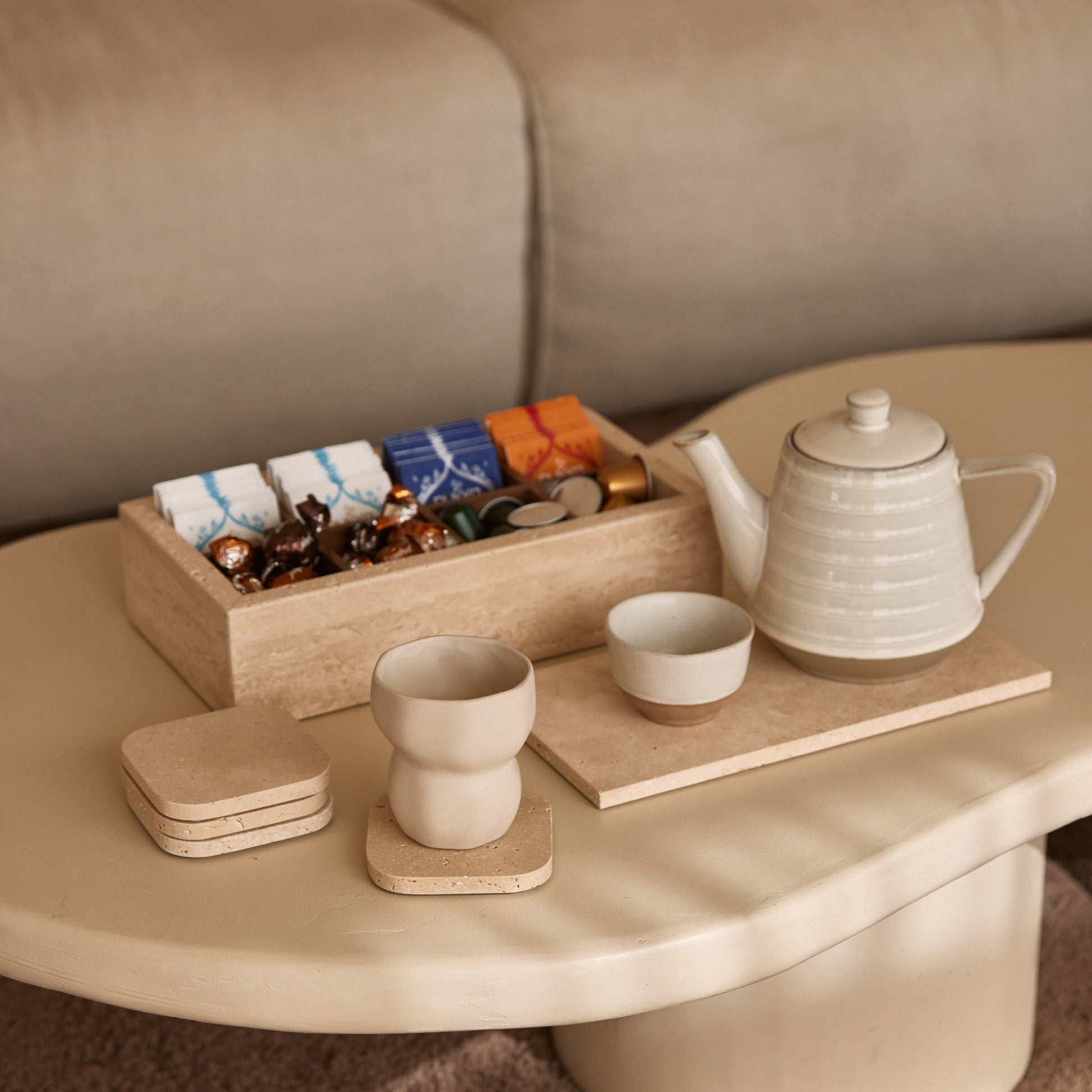 Travertine Tray M - 15x30 cm
