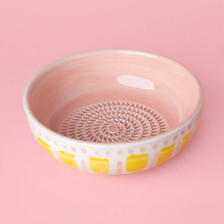 Bol vintage din ceramică cu răzătoare – Valentina roz și galbenă